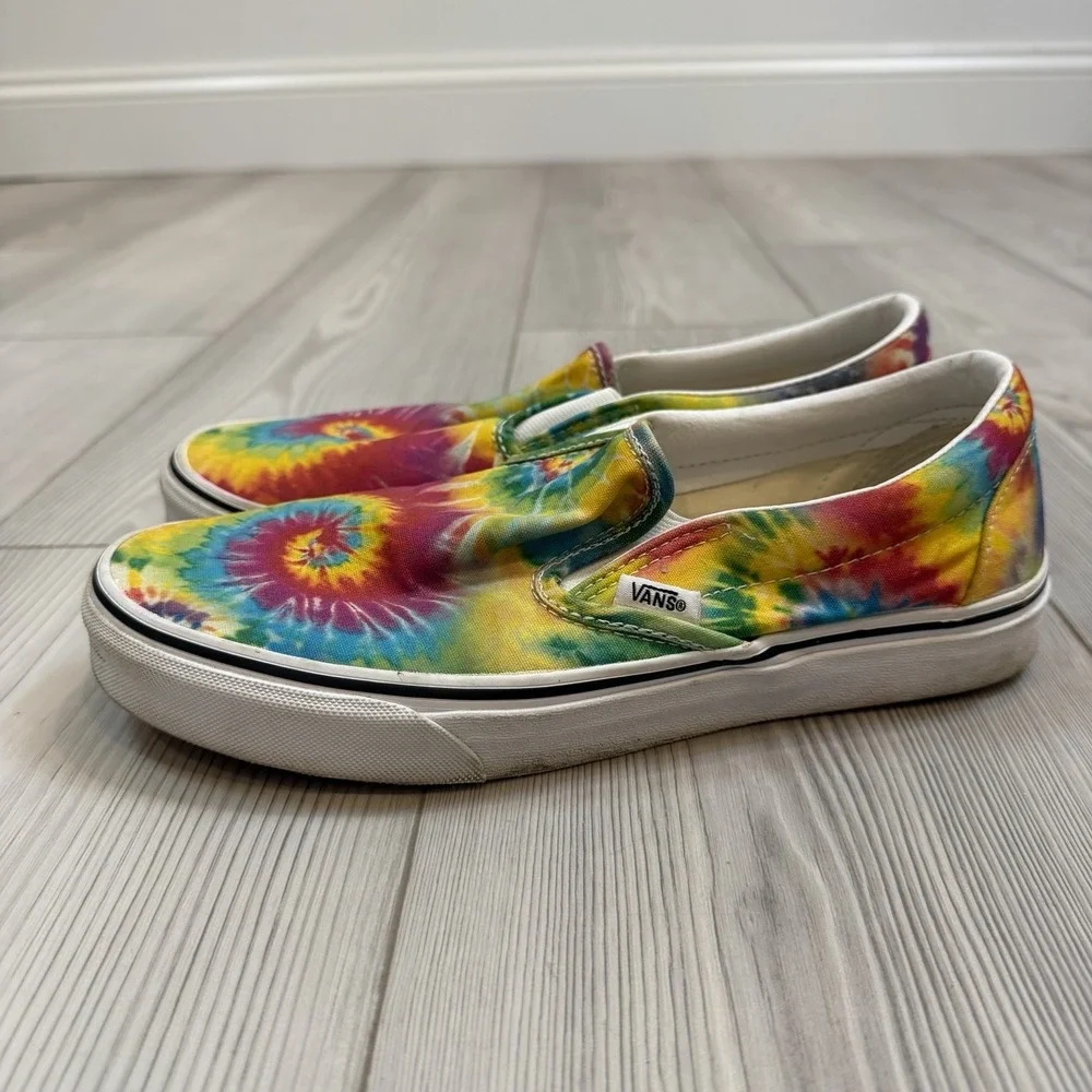 Vans Unisex RAINBOW Tie Dye Gender Inclusive‎ M 8 / WM 9.5 Skate Slip On's